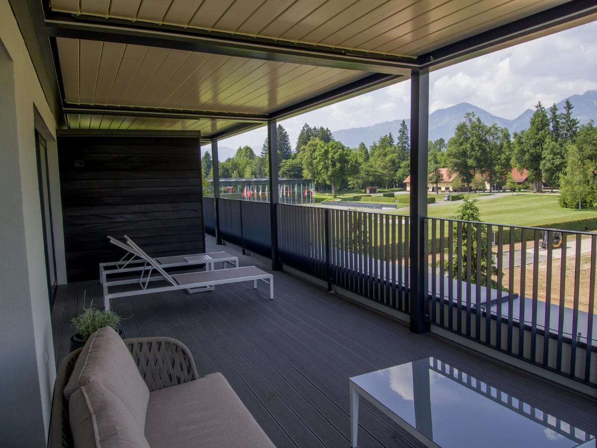 Elegans Hotel Brdo Kranj Bagian luar foto