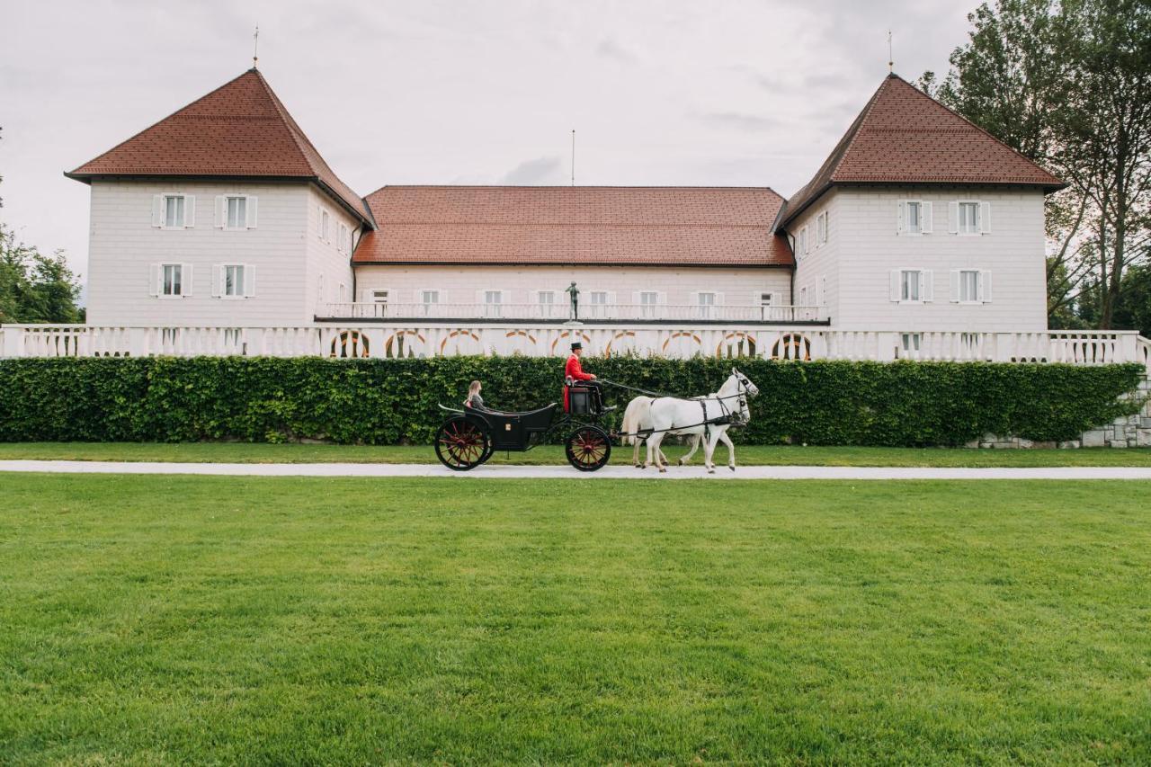 Elegans Hotel Brdo Kranj Bagian luar foto