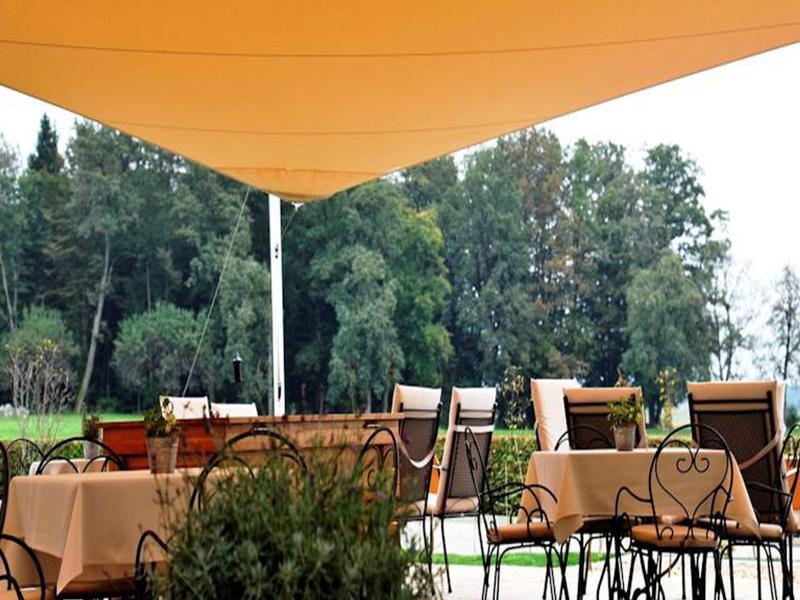 Elegans Hotel Brdo Kranj Bagian luar foto