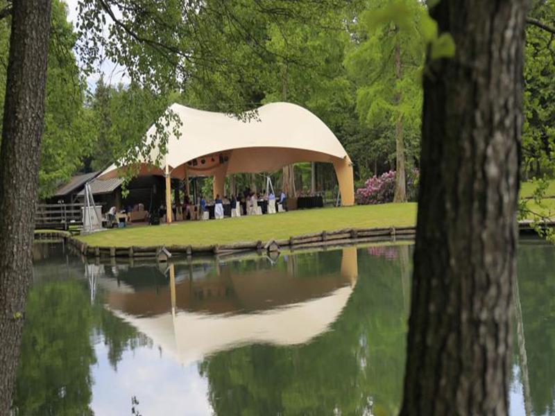 Elegans Hotel Brdo Kranj Bagian luar foto